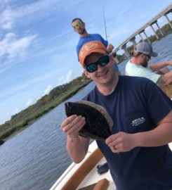 25ft Bay Boat by Myrtle Beach Fishing